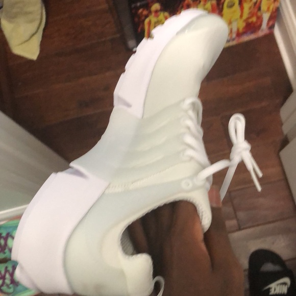 White Nike air’s